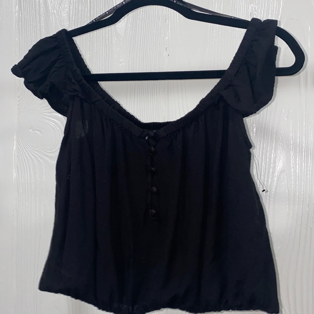 Volcom women’s top, linen-like, never worn. m